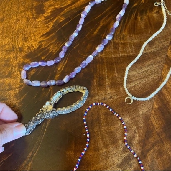 Jewelry bundle - Picture 2 of 8